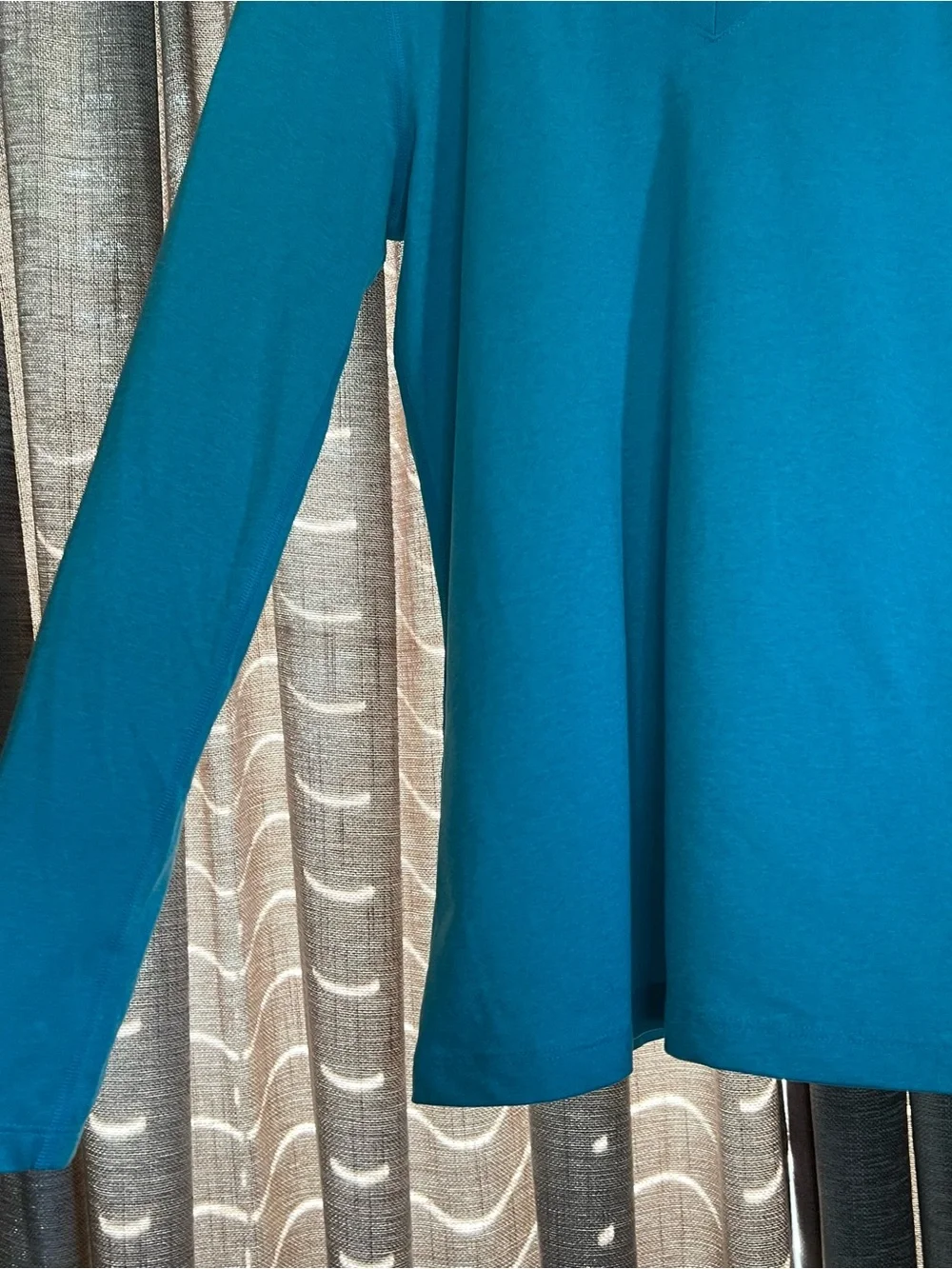 Nike Dri Fit Regular Fit Teal V-Neck Long Sleeve Athletic Top Size Medium